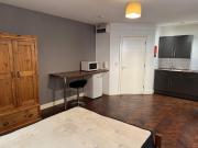Studio Flat, Commercial Street, S1