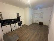 Studio Flat, Courthill Road, SE13
