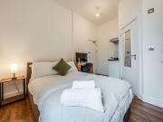 Studio Flat, Denmark Hill, SE5