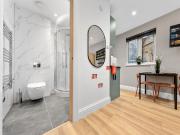Studio Flat, Deptford High Street, SE8