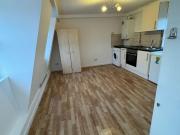 Studio Flat, Downs Road, E5