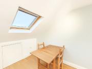 Studio Flat, Fairbridge Road, N19 Studio Flat, Fairbridge Road, N19