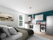 Studio Flat For Rent In Blackburn Road
