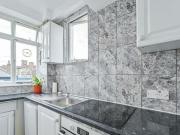 Studio Flat For Rent In Brixton Hill, London