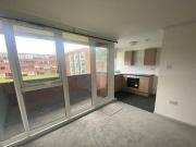 Studio Flat For Rent In Browns Green, Birmingham