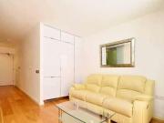 Studio Flat For Rent In Canary Wharf, London