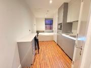 Studio flat for rent in Chester Road, Manchester, M16,...