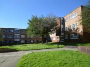 Studio Flat For Rent In Cholmondeley Road