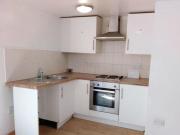 Studio Flat For Rent In Crosland Moor, Huddersfield