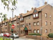 Studio Flat For Rent In Cumberland Place