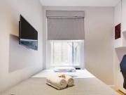 Studio Flat For Rent In Earls Court, London