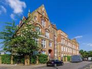 Studio flat for rent in Este Road, Clapham Junction,...