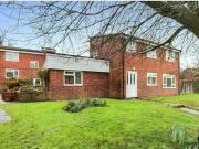 Studio flat for rent in Frome Court Longmead Way...