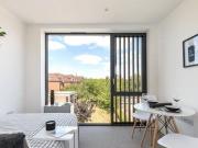 Studio flat for rent in Harrovian House 2A Woodlands...