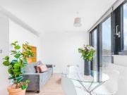 Studio Flat For Rent In Highgate Hill, London