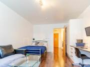 Studio Flat For Rent In Hops House