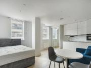 Studio Flat For Rent In Ilford, London