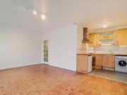 Studio Flat For Rent In Kersfield Road, Putney
