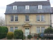 Studio flat for rent in King Street Wiltshire SN12
