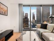 Studio flat for rent in Landmark Pinnacle, Marsh Wall E14