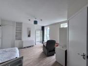 Studio flat for rent in Lee Lane, Horwich, Bolton, BL6