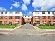 Studio flat for rent in Leicester Road, New Barnet, EN5