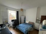 Studio Flat For Rent In London