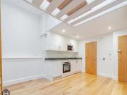 Studio Flat For Rent In London