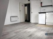 Studio Flat For Rent In London