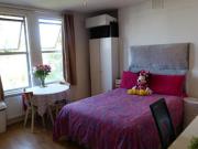Studio flat for rent in London, NW11