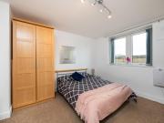 Studio flat for rent in Newport Avenue, London, E14
