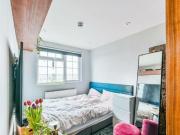 Studio Flat For Rent In Norbury, London