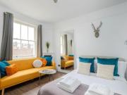 Studio Flat For Rent In Paddington, London