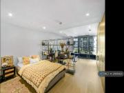 Studio flat for rent in Park Drive, London, E14