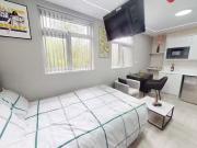 Studio flat for rent in Park Hill Road, Harborne, B17...