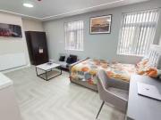 Studio flat for rent in Park Hill Road, Harborne, B17...