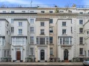 Studio flat for rent in Prince's Square, W2