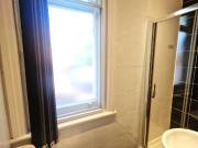 Studio flat for rent in Princess Road East, Leicester,...