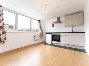 Studio flat for rent in Railway Road, Newhaven, East...