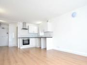 Studio Flat For Rent In Reading, Berkshire