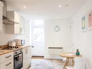Studio Flat For Rent In Redland, Bristol