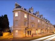 Studio flat for rent in St. James's Parade, Bath,...