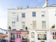 Studio flat for rent in Studio 1921 The Mall Clifton...