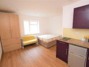 Studio flat for rent in Sunny Gardens Road, Hendon, NW4