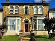 Studio Flat For Rent In Thornton Heath