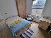 Studio Flat For Rent In University