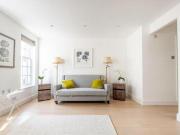 Studio Flat For Rent In Vauxhall, London