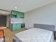 Studio flat for rent in Victoria Road, FELTHAM, TW13