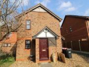 Studio Flat For Rent In Walnut Tree