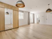 Studio flat for rent in Wandsworth Road, Clapham Town, SW8